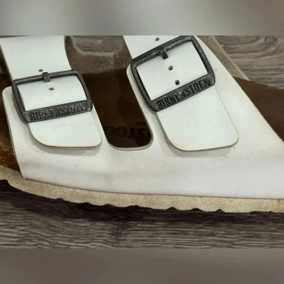 White Birkenstock Size 40 Women's Arizona Footbed Sandal - Picture 8 of 11